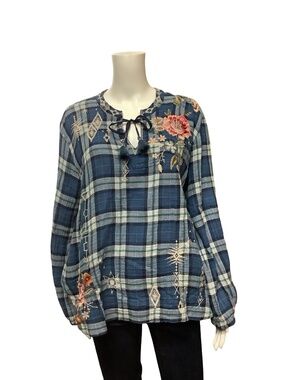 Johnny Was Workshop Floral Print V-Neck Top Size: L
